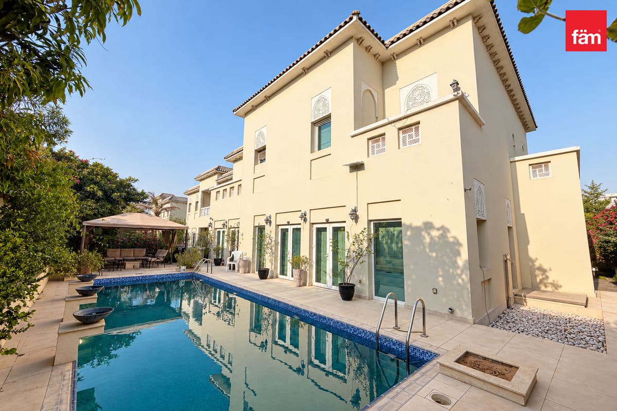 Ready To Move | Spacious | Community Living