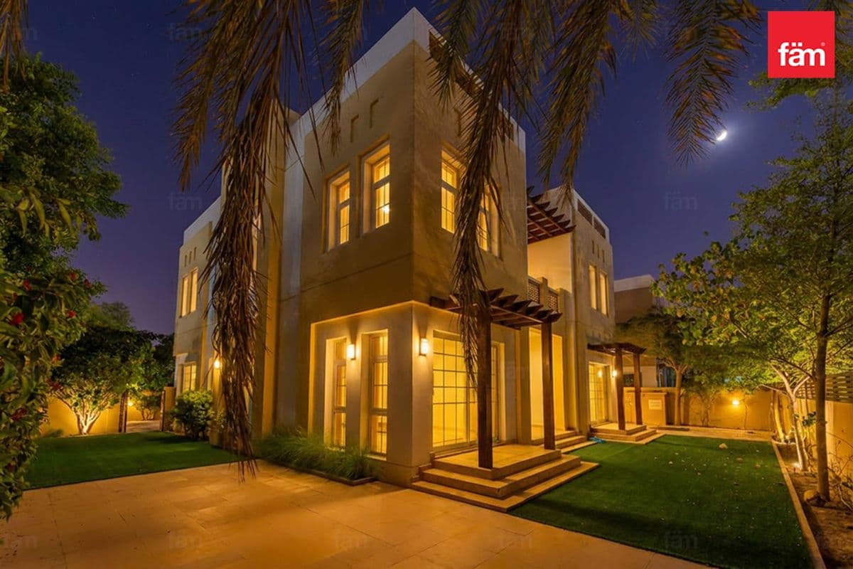 Vacant: One Of The Largest 5 Beds To Rent In Rahat