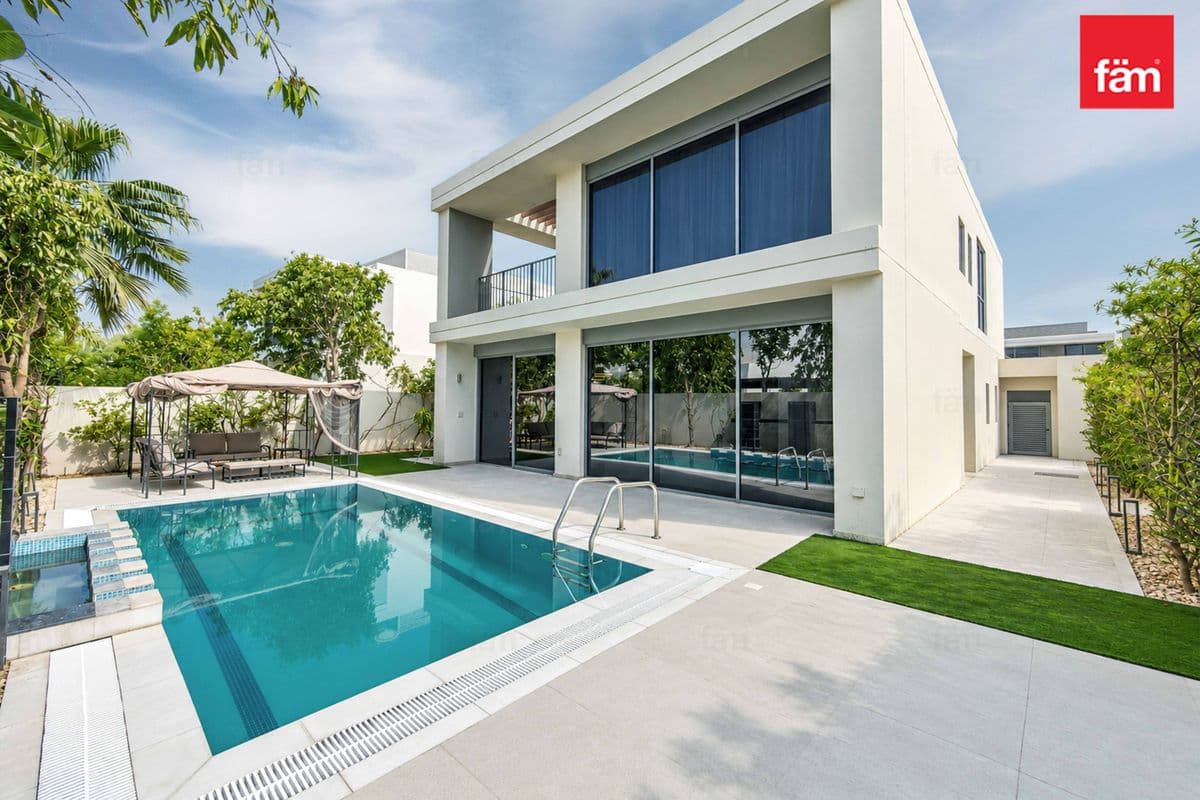 Upgrade | 4 Bedroom | Community Expert | Vacant