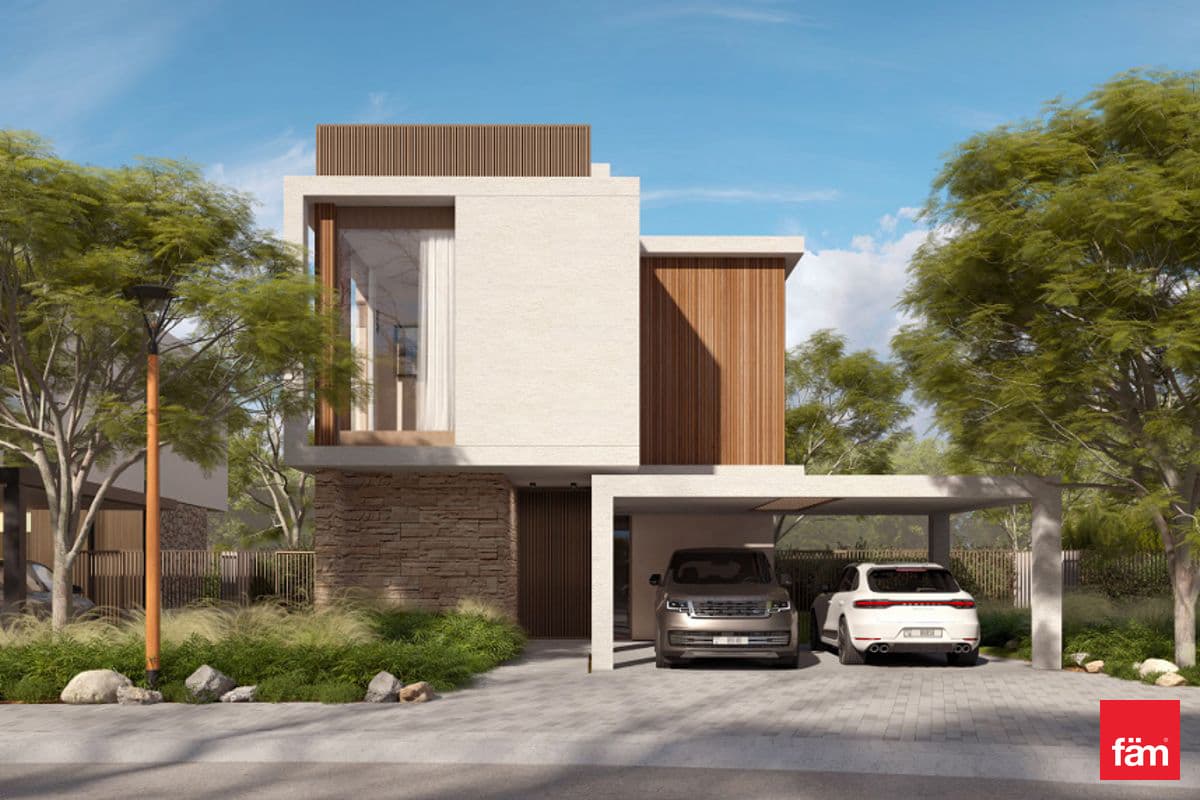 Luxury Park Backing Villa | Huge Plot