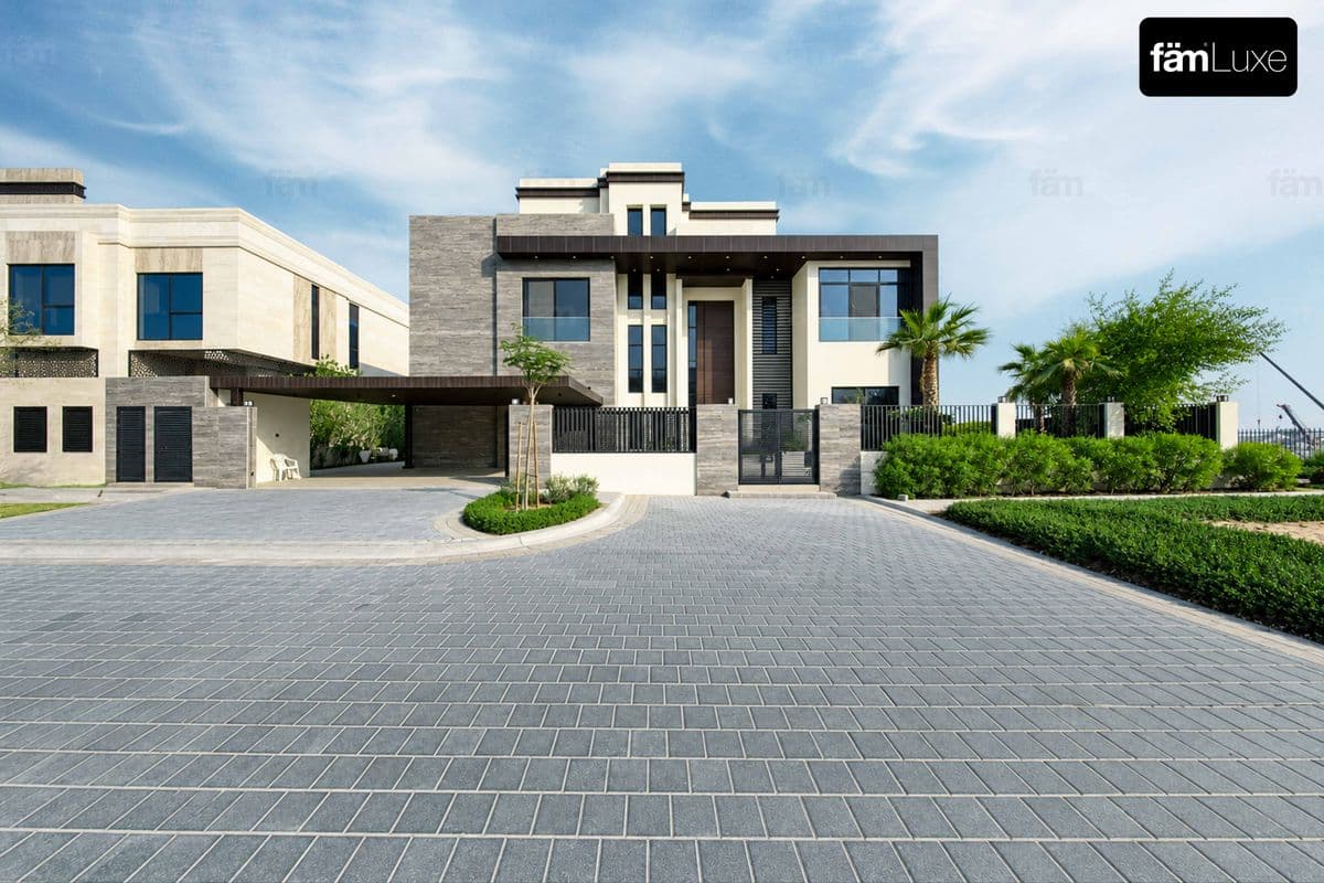 Brand New| Custom Built | 6 Bedrooms